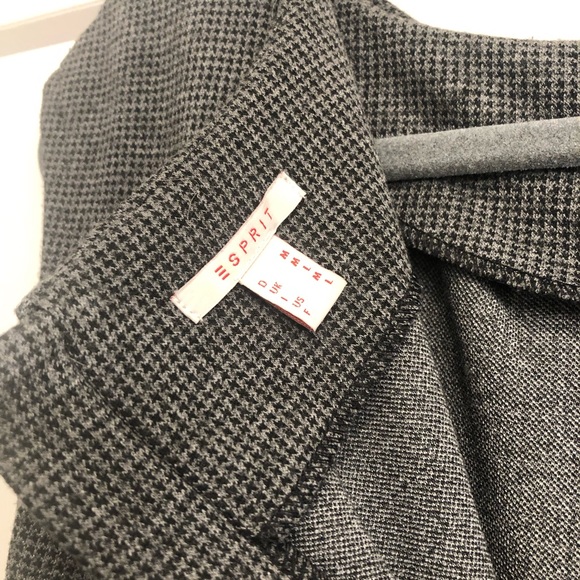 Esprit casual elegant and stylish stretchy dress with a lining. - Picture 3 of 8